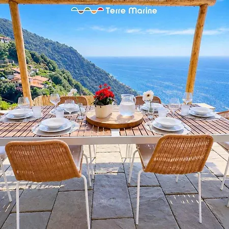 Altamare 5 Terre, Terre Marine *